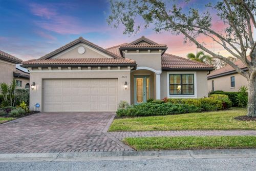 3715 80th Dr E, SARASOTA, FL, 34243-6303 | Card Image