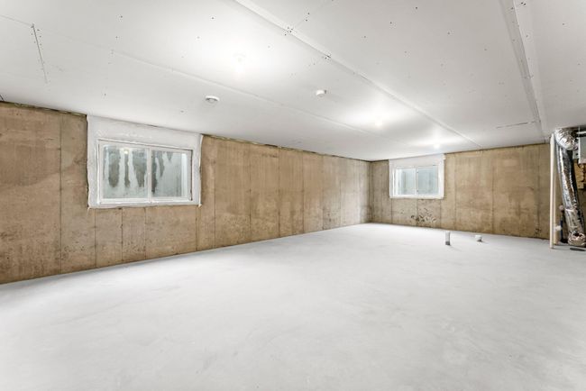 Large Unfinished Lower Level | Image 45