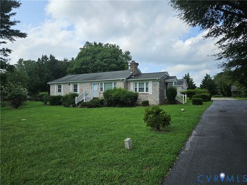 13336 Ladysmith Rd, Ruther Glen, VA, 22546-4004 | Card Image