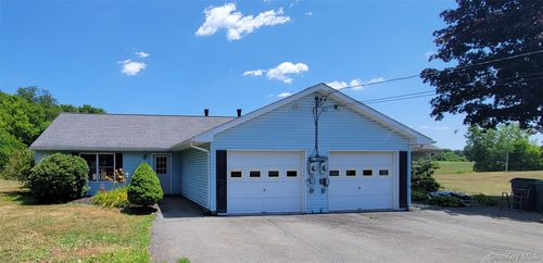 left-side-94 Plains Road, Montgomery, NY, 12586 | Card Image