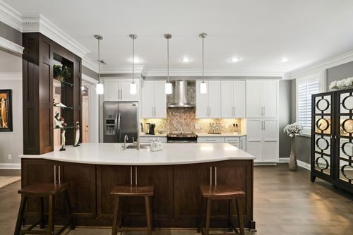 apt-206-3733 W End Ave, Nashville, TN, 37205-2498 | Card Image