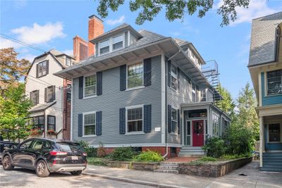 28 Cushing Street, House other with 5 bedrooms, 3 bathrooms and null parking in Providence RI | Image 1