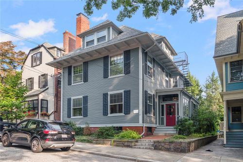 28 Cushing Street, Providence, RI, 02906 | Card Image