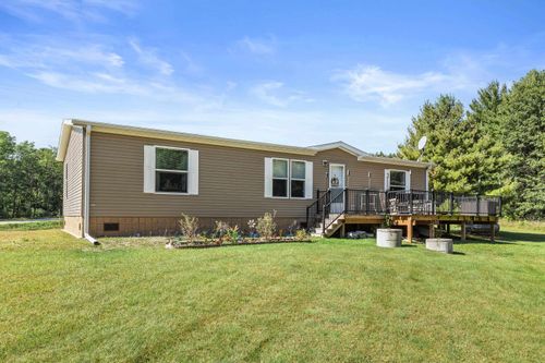 W8212 Highway O Wild Rose, WILD ROSE, WI, 54984 | Card Image