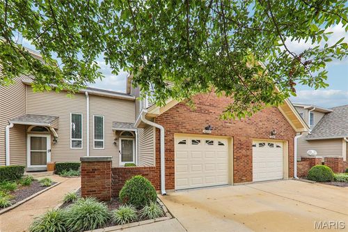 16180 Lea Oak Ct, Chesterfield, MO, 63017-4633 | Card Image