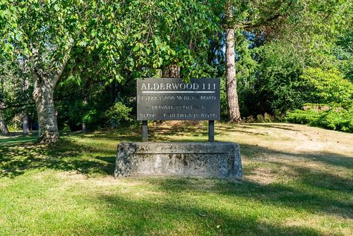 15760 Mcbeth Rd, Surrey, BC, V4A5X3 | Card Image