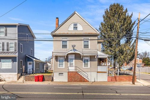 1001 W High St, Pottstown, PA, 19464-6852 | Card Image