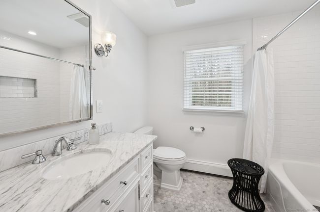6 Pilgrim Rd, House other with 5 bedrooms, 4 bathrooms and null parking in Darien CT | Image 17