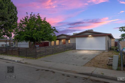 1205 Mckinley Avenue, Bakersfield, CA, 93308 | Card Image