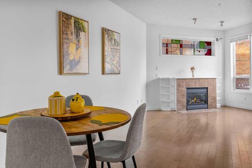 2-2040 35 Ave Sw, Calgary, AB, T2T2E1 | Card Image