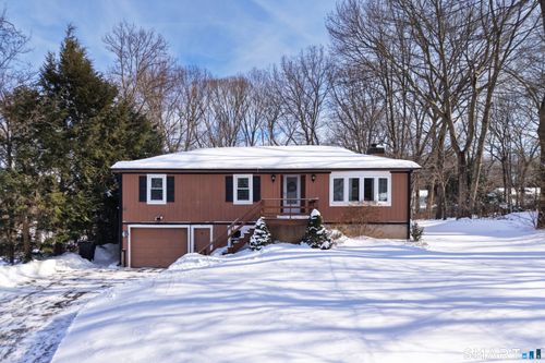226 Clinton Hill Rd, Wolcott, CT, 06716-1028 | Card Image