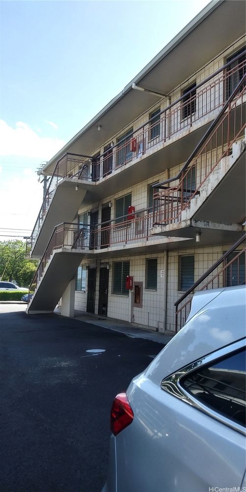 1322 Kinau St, Honolulu, HI, 96814-1253 | Card Image