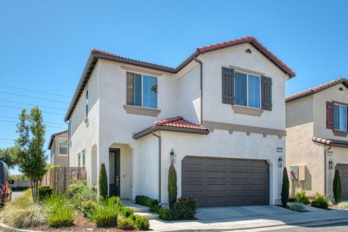 1453 E Via Viola Way, Fresno, CA, 93730-7066 | Card Image