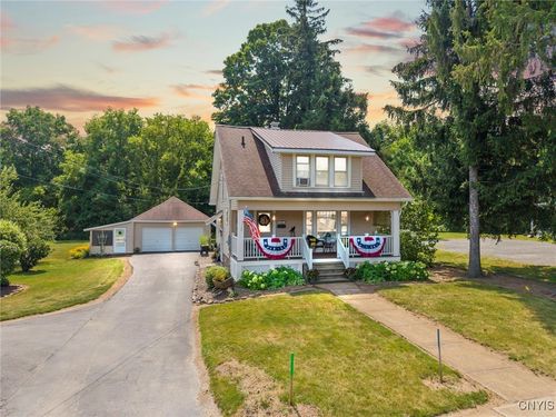 120 Seneca Ave, Oneida, NY, 13421-2560 | Card Image