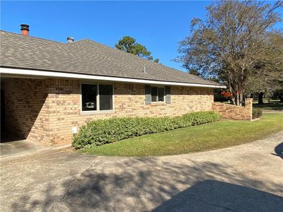 500 Belleau Wood Boulevard, House other with 3 bedrooms, 2 bathrooms and null parking in Alexandria LA | Image 2