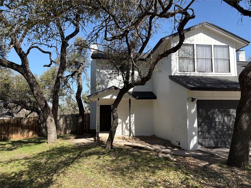 b-13335 Water Oak Ln, Austin, TX, 78729-3743 | Card Image