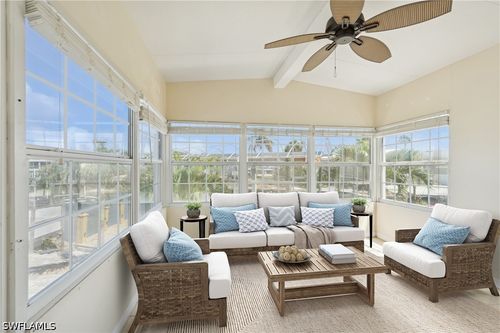 12 Nancy Ln, Fort Myers Beach, FL, 33931-2941 | Card Image