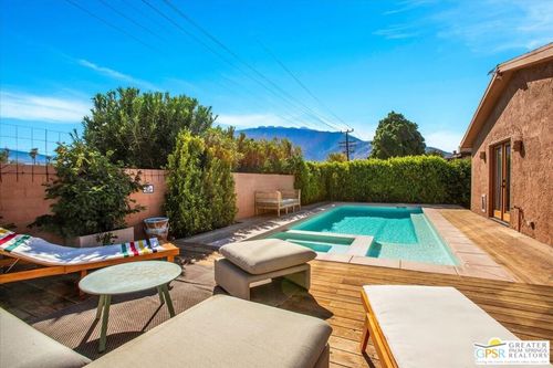 1561 E Twin Star Rd, Palm Springs, CA, 92262 | Card Image