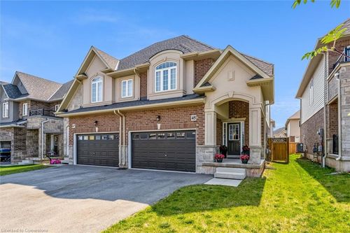 45 Sauvignon Cres, Stoney Creek, ON, L8E0K1 | Card Image