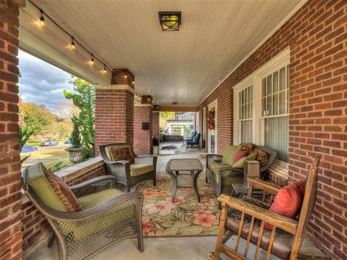 136 Nw 18th St, Oklahoma City, OK, 73103-4402 | Card Image