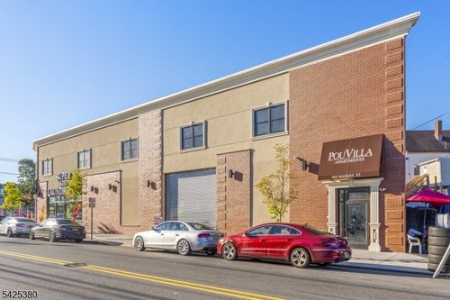 658 Market St, Paterson, NJ, 07513-1229 | Card Image