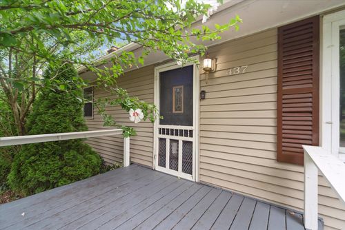 437 Iris Ave, Lansing, MI, 48917-2644 | Card Image