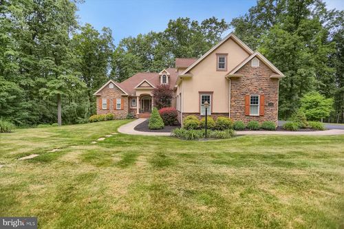 282 Timberton Cir, Bellefonte, PA, 16823-9070 | Card Image