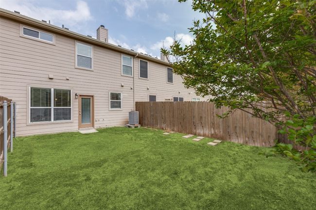33 Verde Ranch Loop, Townhouse with 3 bedrooms, 3 bathrooms and 2 parking in Leander TX | Image 17