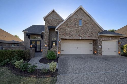3737 N Lalique Ln, Fayetteville, AR, 72704-7562 | Card Image