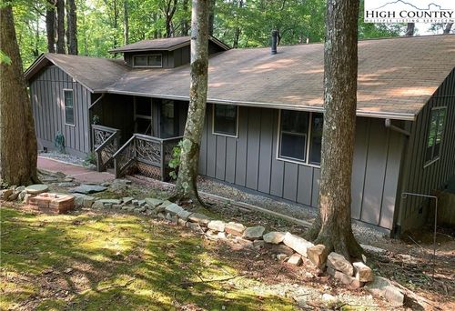 107 Buckshot Ridge Rd, Deep Gap, NC, 28618-9538 | Card Image