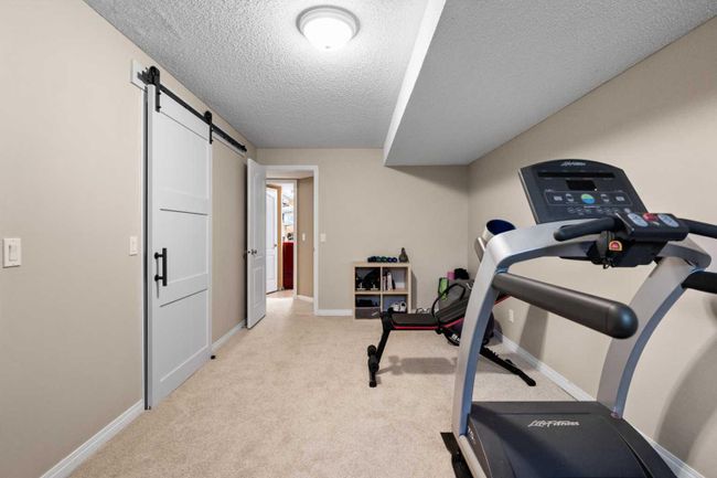 755 Hawkside Mews Nw, Home with 4 bedrooms, 3 bathrooms and 4 parking in Calgary AB | Image 37