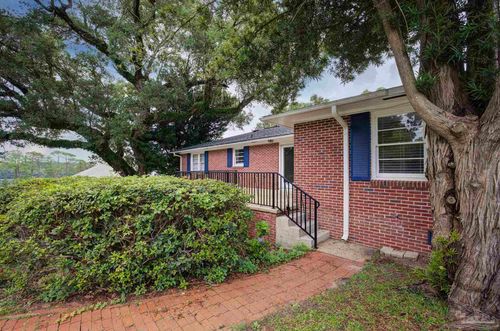 2770 Magnolia Ave, Pensacola, FL, 32503-4947 | Card Image