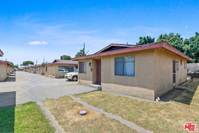 5211 Live Oak St, Home with 32 bedrooms, 16 bathrooms and 24 parking in Bell CA | Image 19