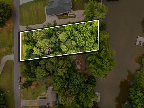 226 Reynolds Dr, Rogersville, AL, 35652-6848 | Card Image