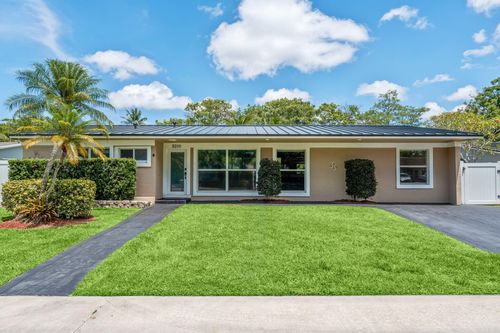 9200 Sw 51st Pl, Cooper City, FL, 33328-4209 | Card Image
