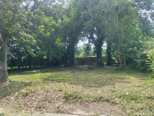 6419 Wheatley St, Houston, TX, 77091-3127 | Card Image