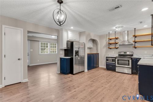 377 Libby Ave, Hopewell, VA, 23860-4028 | Card Image
