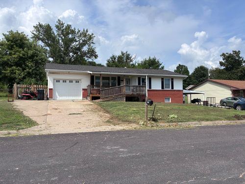 3705 Weymeyer Dr, Columbia, MO, 65202-2710 | Card Image