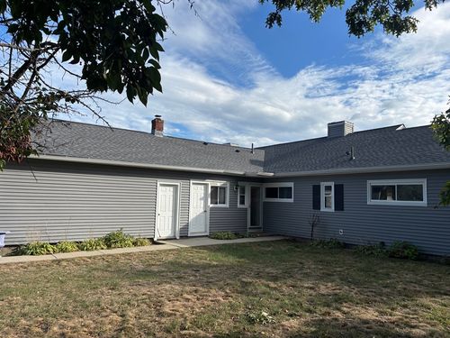 17-17 Robinridge Rd, Chicopee, MA, 01022-1192 | Card Image