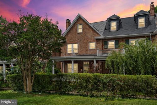 7 York Ct, BALTIMORE, MD, 21218-1209 | Card Image