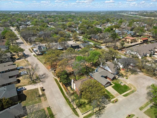 View of property location with nearby suburban area | Image 33