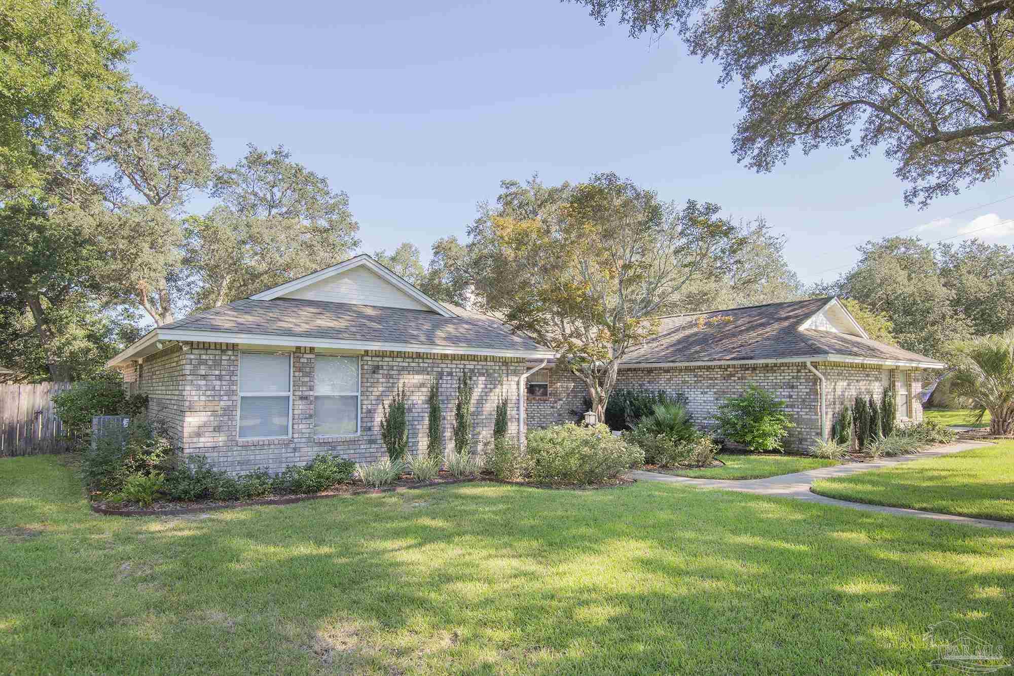 Mier Henry Rd, Pensacola, FL 32506