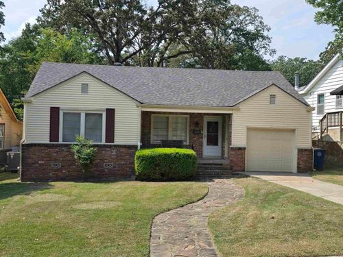 3117 N Cypress St, North Little Rock, AR, 72116-9135 | Card Image