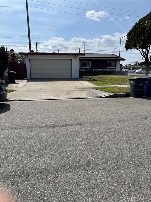8577 San Romolo Way, Buena Park, CA, 90620-3513 | Card Image
