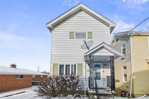 515 Reamer St, Greensburg, PA, 15601 | Card Image