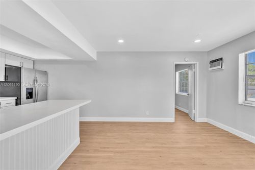 1-161 Nw 40th St, Oakland Park, FL, 33309-5224 | Card Image