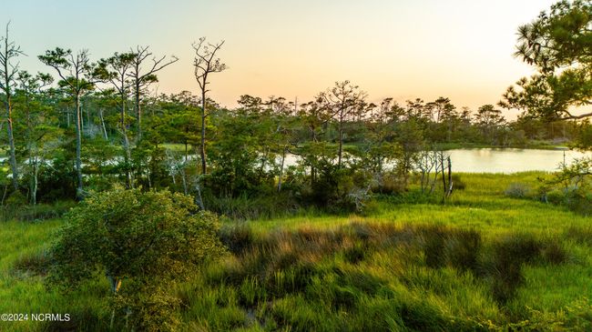 5 West Ct, House other with 6 bedrooms, 5 bathrooms and 1 parking in Pine Knoll Shores NC | Image 10