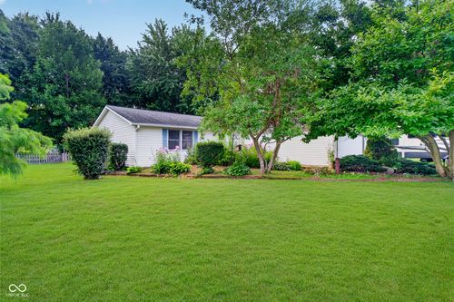 2885 W Pear Tree Ln, Crawfordsville, IN, 47933-8578 | Card Image