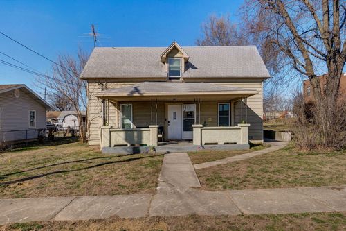 2423 W Olive St, Springfield, MO, 65802-4555 | Card Image