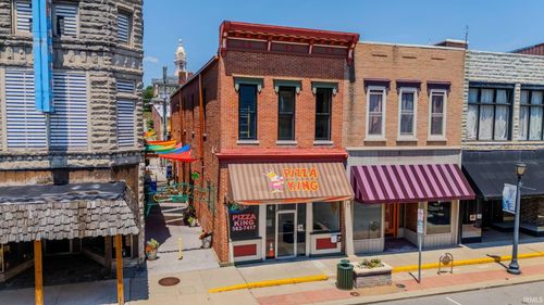 46 W Canal St, Wabash, IN, 46992-3108 | Card Image